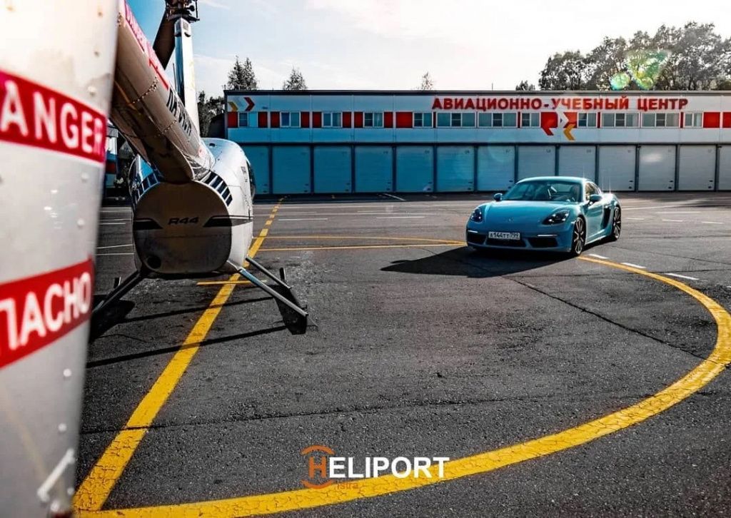 Porsche.jpg Porsche.jpg